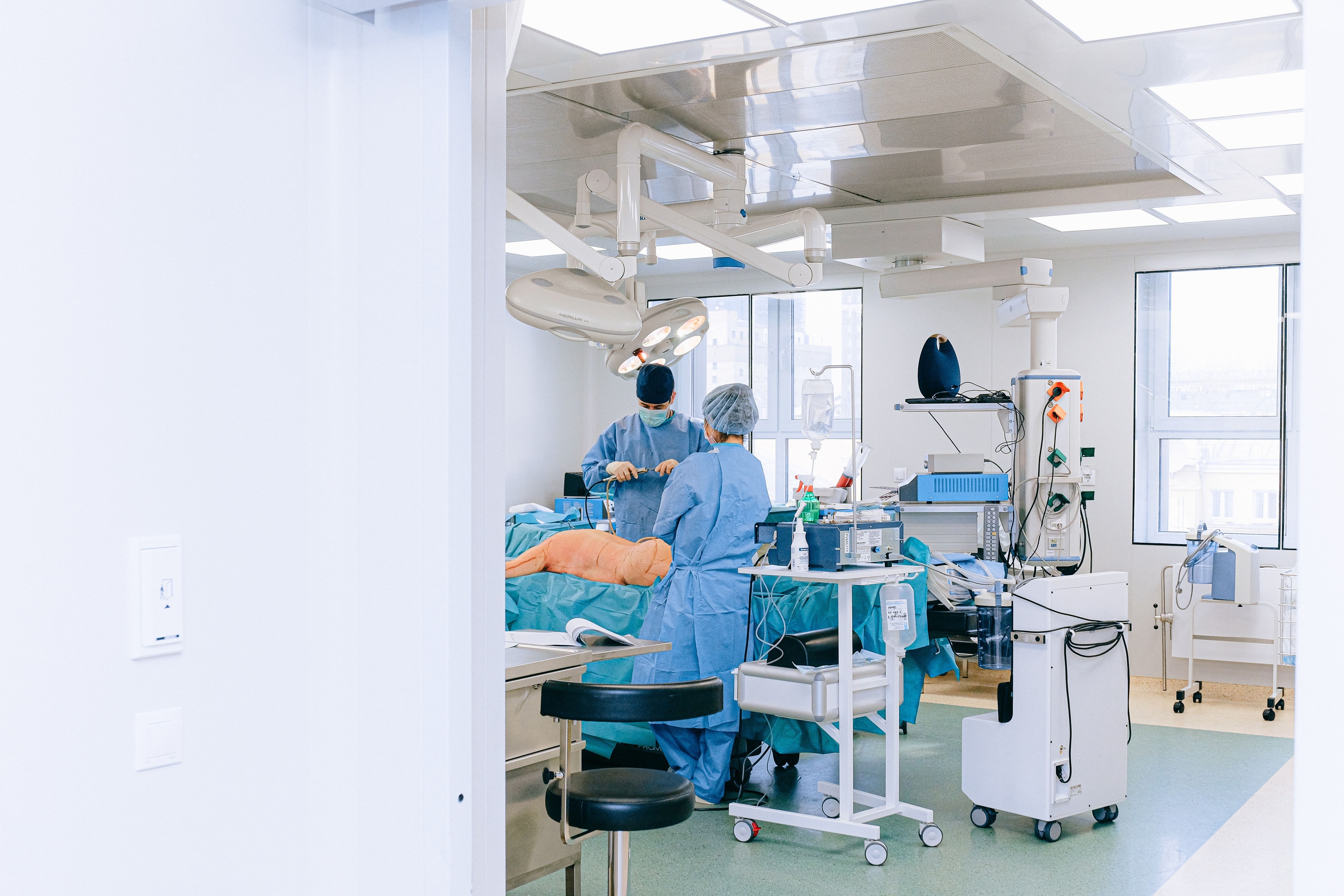 Filipino theatre and perioperative nurses from the Philippines for surgical units in UAE and Saudi Arabia